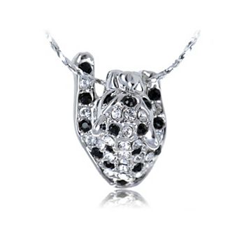 Women's And Spots Hanging On Leopard Pendant Necklace