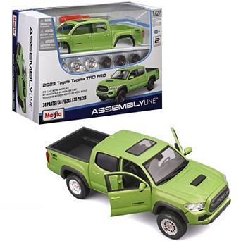 Maisto Assembly Line 38 pc Diecast Model Kit Off-Road Truck