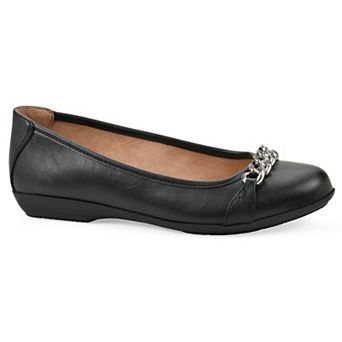 Cliffs by White Mountain Carlise Women's Round Toe Ballet Flats