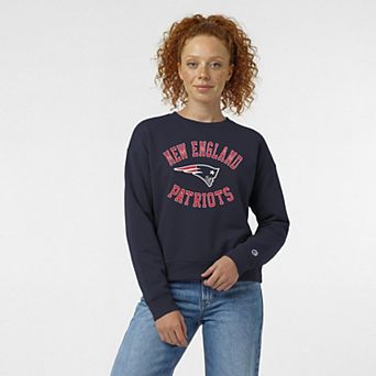 Women's Champion Navy New England Patriots Heart & Soul Powerblend Sweatshirt