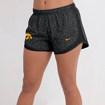 Women's Nike Black Iowa Hawkeyes Tempo Pattern Dri-FIT Shorts