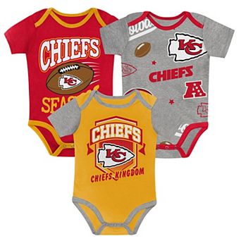 Newborn Outerstuff Kansas City Chiefs First Round Pick Three-Piece Creeper Set
