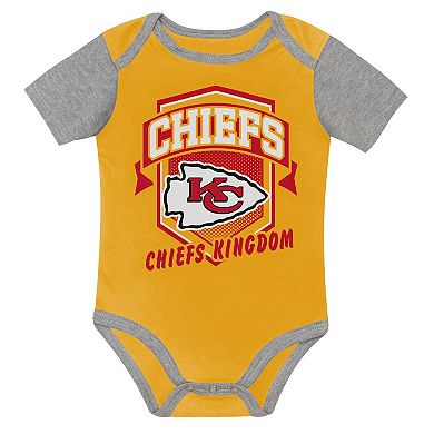 Newborn Outerstuff Kansas City Chiefs First Round Pick Three-Piece Creeper Set