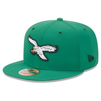 Men's New Era Kelly Green Philadelphia Eagles 2026 Sideline Throwback 59FIFTY Fitted Hat