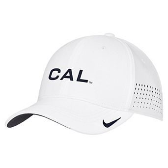Men's Nike White Cal Bears 2026 On-Field AeroBill SwooshFlex Dri-FIT Hat