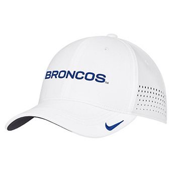 Men's Nike White Boise State Broncos 2026 On-Field AeroBill SwooshFlex Dri-FIT Hat
