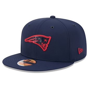Men's New Era Navy New England Patriots 2026 Sideline 59FIFTY Fitted Hat