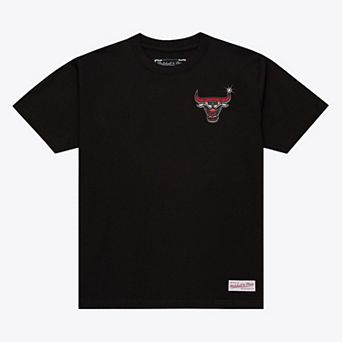 Men's Mitchell & Ness Black Chicago Bulls Airbrush T-Shirt