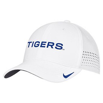 Men's Nike White Memphis Tigers 2026 On-Field AeroBill SwooshFlex Dri-FIT Hat