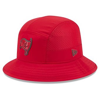 Men's New Era Red Tampa Bay Buccaneers 2026 Sideline Bucket Hat