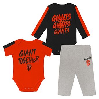 Newborn Outerstuff San Francisco Giants Double Down Bodysuit and Pants 3 pc Set