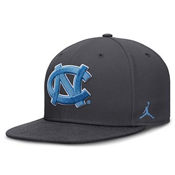 Men's Nike Anthracite North Carolina Tar Heels Pro Dri-FIT Fitted Hat