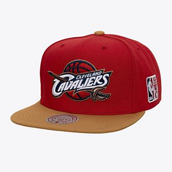 Men's Mitchell & Ness Red Cleveland Cavaliers Hardwood Classics Legendary Home Snapback Hat