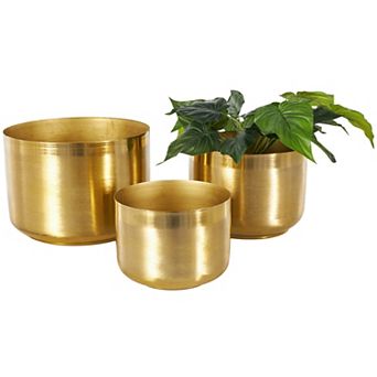 CosmoLiving by Cosmopolitan Metal Indoor Outdoor Planter Set of 3
