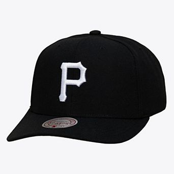 Men's Mitchell & Ness Black Pittsburgh Pirates Black and White Pro Crown Snapback