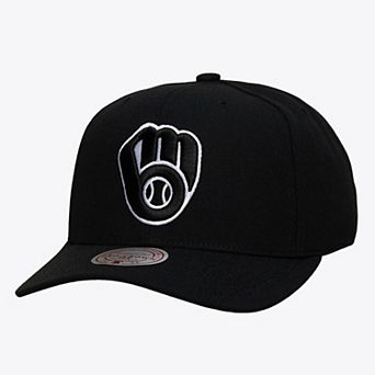 Men's Mitchell & Ness Black Milwaukee Brewers Black and White Pro Crown Snapback
