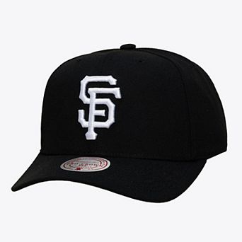 Men's Mitchell & Ness Black San Francisco Giants Black and White Pro Crown Snapback