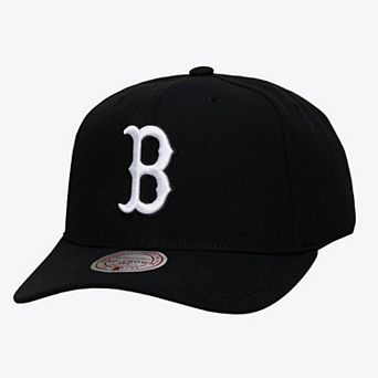 Men's Mitchell & Ness Black Boston Red Sox Pro Crown Snapback
