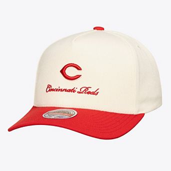 Men's Mitchell & Ness Cream/Red Cincinnati Reds Flawless Stretch-Snapback Hat