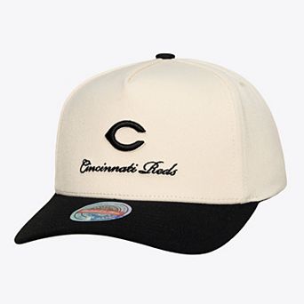 Men's Mitchell & Ness Cream/Black Cincinnati Reds Flawless Stretch Snapback Hat