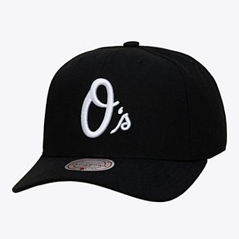 Men's Mitchell & Ness Black Baltimore Orioles Black and White Pro Crown Snapback