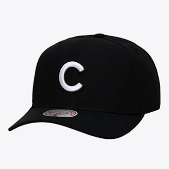Men's Mitchell & Ness Black Chicago Cubs Pro Crown Snapback