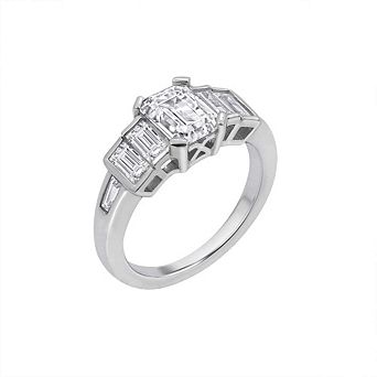 DIAMONBLISS Tapered Emerald Cut Baguette Ring