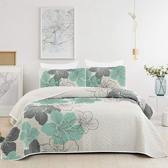 Reversible Boho Print Lightweight Soft All Season Quilt Set With Pillow Shams