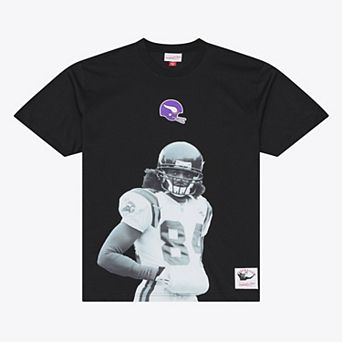 Men's Mitchell & Ness Randy Moss Black Minnesota Vikings Retired Solo Player T-Shirt