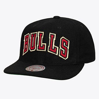 Men's Mitchell & Ness Black Chicago Bulls Hardwood Classics Retro Roots Vintage Adjustable Hat