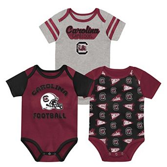 Newborn Outerstuff Burgundy South Carolina Gamecocks Star Player Three-Piece Bodysuit Set