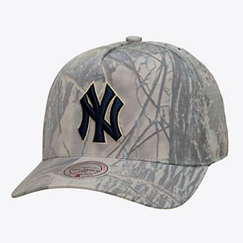 Men's Mitchell & Ness Camo New York Yankees Perfect Pro Pinch Adjustable Hat