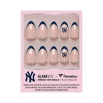 Glamnetic x Fanatics New York Yankees Nail Kit