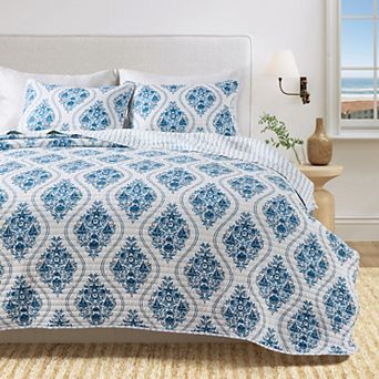Madelinen® Reversible Nautical Toile Quilt Set