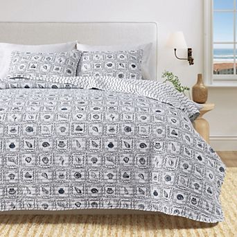 Madelinen® Reversible Coastal Seashell Quilt Set
