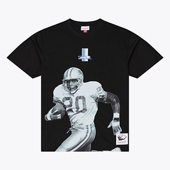 Men's Mitchell & Ness Barry Sanders Black Detroit Lions Retired Solo Player T-Shirt