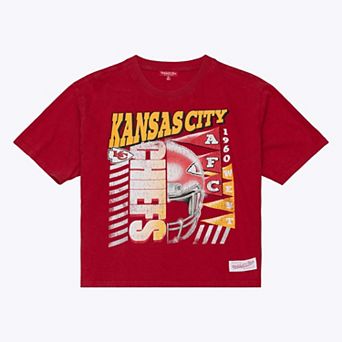 Women's Mitchell & Ness Red Kansas City Chiefs Street Graphic Boxy Cropped T-Shirt