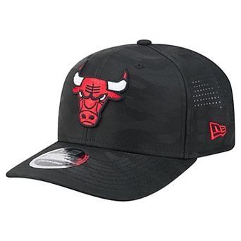 Men's New Era Black Chicago Bulls Camo 9SEVENTY Perforated Adjustable Hat