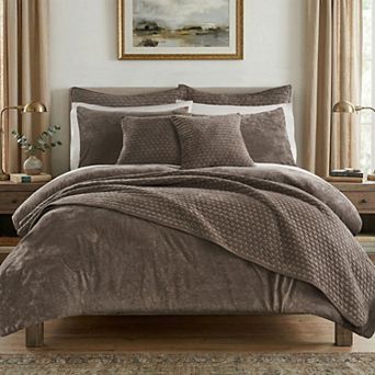 Levtex Home Velvet Stitch Full/Queen Comforter Set