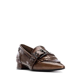 Women's Leather Pointed Toe Loafers Carmela Collection By XTI 162558