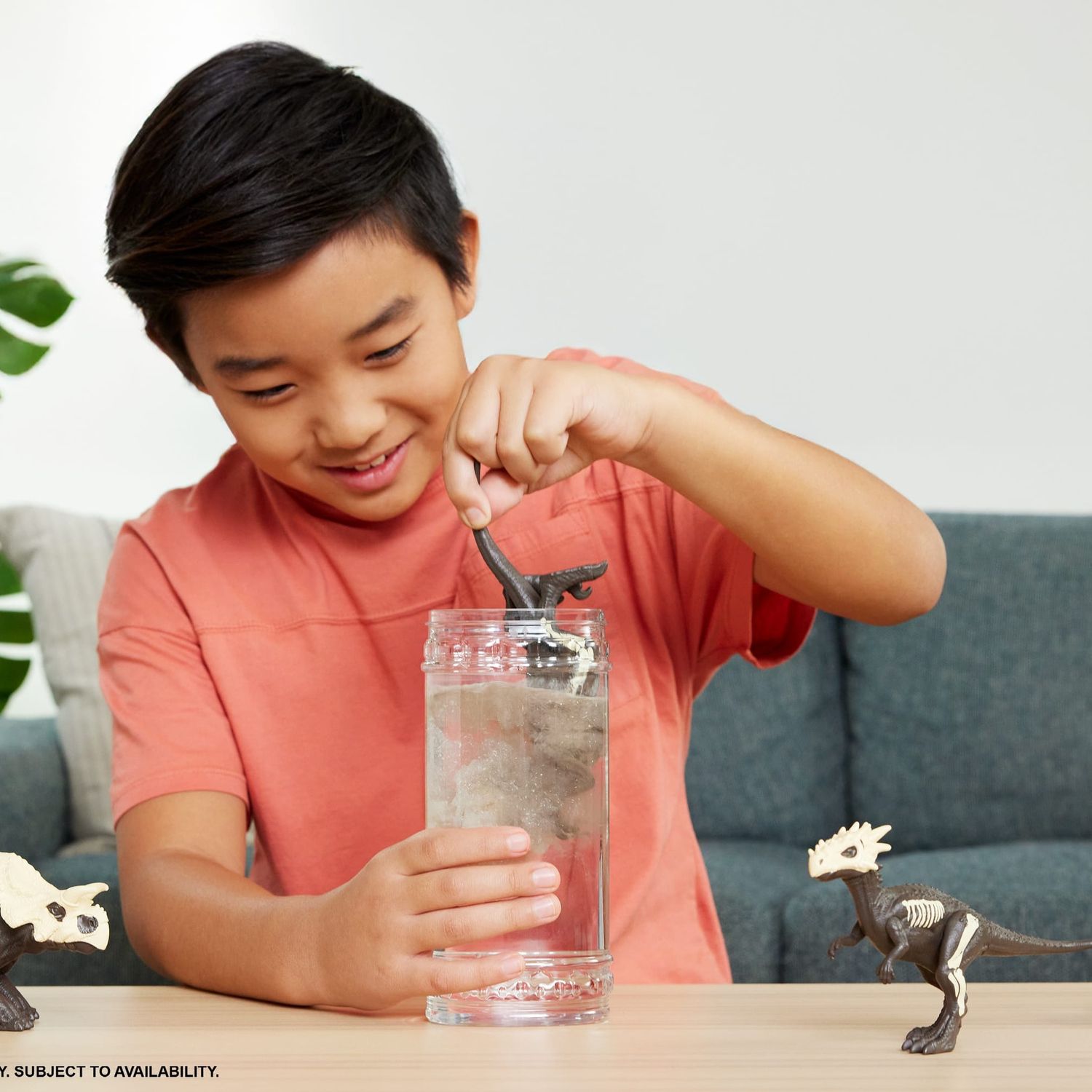 Детские фигурки Mattel Jurassic World Dino Reveal Warm Water Color Change Dinosaur Toys - Styles May Vary — фото 2