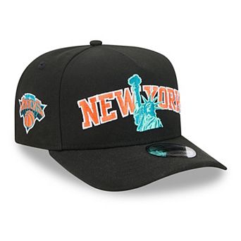 Men's New Era Black New York Knicks Curve Statue of Liberty 9FIFTY Snapback Hat