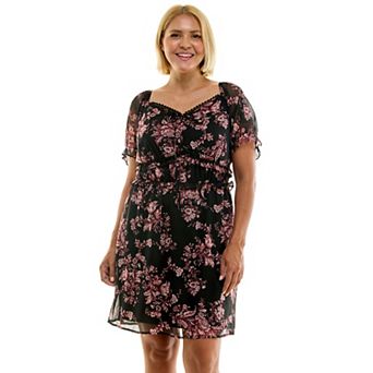 Juniors' Plus Size Lily Rose Short Sleeve Lace Trim Dress