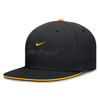 Men's Nike Black Iowa Hawkeyes Dri-FIT Primetime Script Fitted Hat