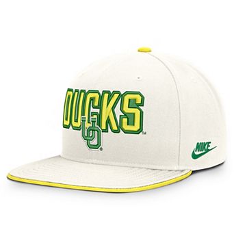 Men's Nike White Oregon Ducks Legacy Letter & Mascot Pro Snapback Hat
