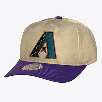 Men's Mitchell & Ness Cream Arizona Diamondbacks Retro Roots Deadstock Cooperstown Snapback Hat
