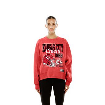 Women's New Era Red Kansas City Chiefs Throwback Mineral Wash Boxy Fleece Crewneck Sweatshirt