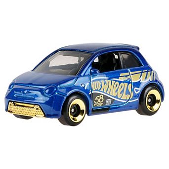Hot Wheels Fiat 500E 1:64 Scale Die-Cast Toy Car with Purple & Gold Deco