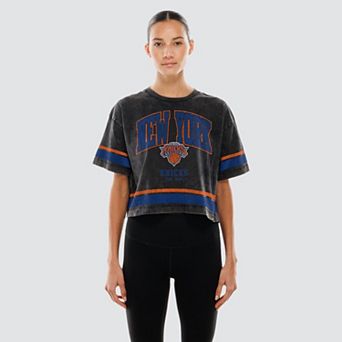 Women's New Era Black New York Knicks Cropped Boxy Mineral Wash T-Shirt