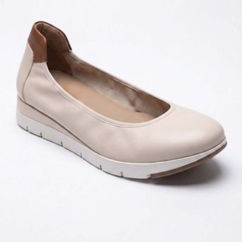 Promenade Leather Comfort Flat